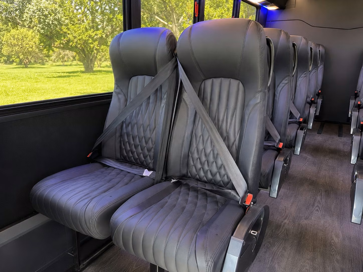 apple valley religious group bus rentals